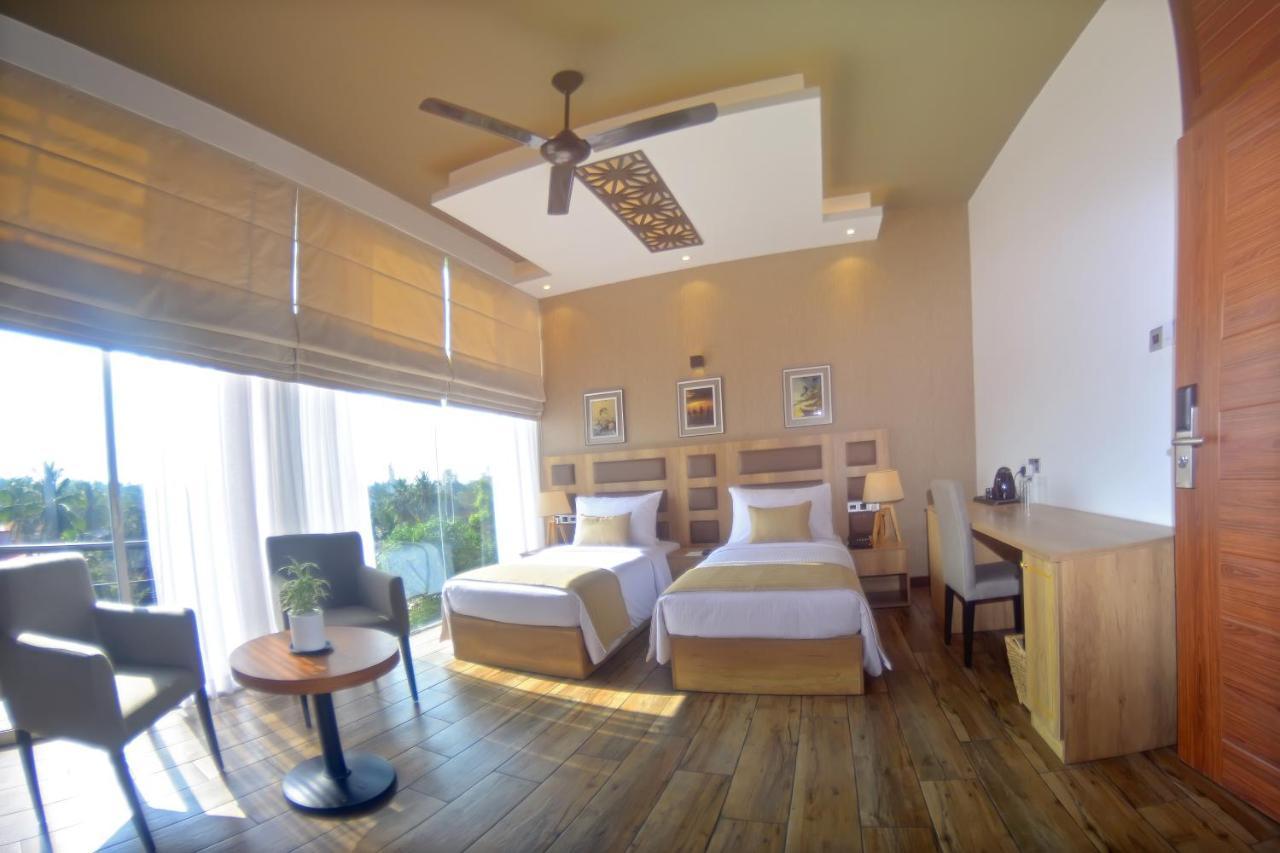 Belmont Boutique Hotel - Free Airport Shuttle Service Негомбо Екстер'єр фото